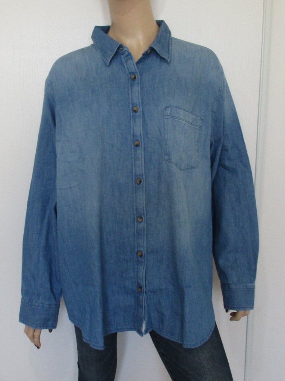 New OLD NAVY Denim Shirt Size 2X Long Sleeve Button Down
